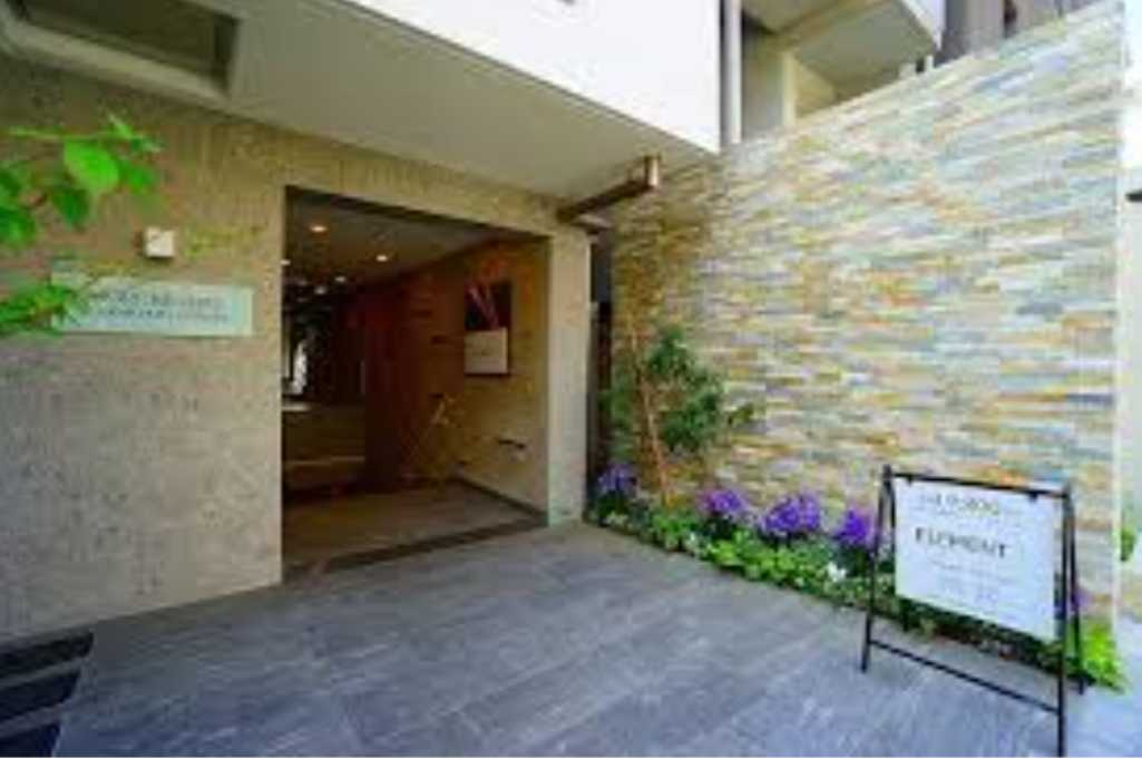モアリッシェル代官山青葉台　敷金０　礼金0　ネット無料のエントランス