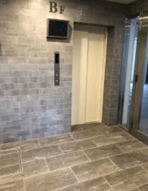 モアリッシェル代官山青葉台　敷金０　礼金0　ネット無料のロビー