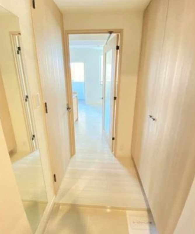 モアリッシェル代官山青葉台　敷金０　礼金0　ネット無料の玄関