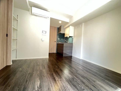 【居間・リビング】 | クレヴィアリグゼ日暮里 |  