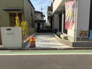 【駐車場】 | 南舞岡4丁目　新築分譲住宅　全1棟 | カースペース