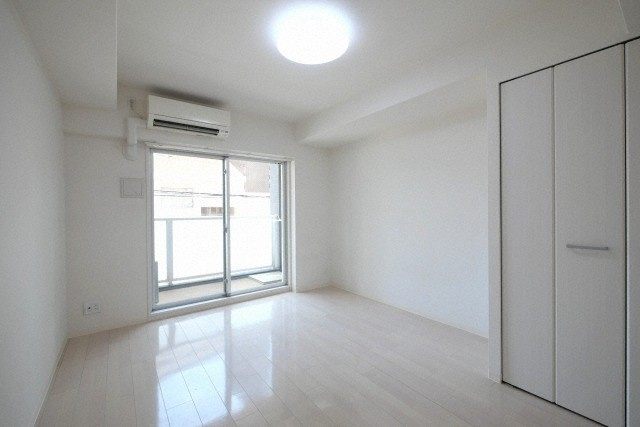 ポルト・ボヌール南堀江ミラージュの居間・リビング