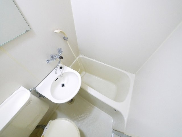 アイリスハイツ1号館の設備|洗面台付きです