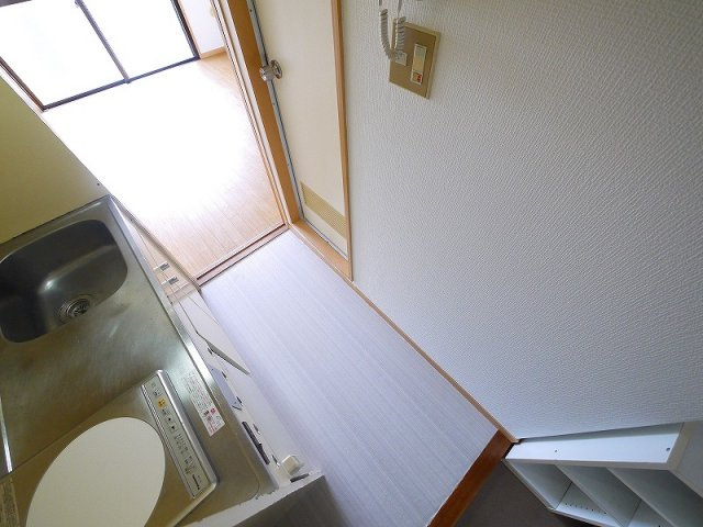 アイリスハイツ1号館のキッチン|お料理しやすいキッチンです