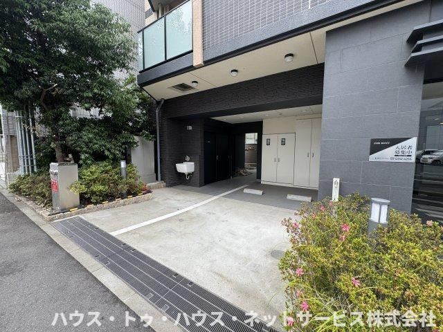 ＣＬＡＲＥＧＲＡＣＥ松戸の駐車場