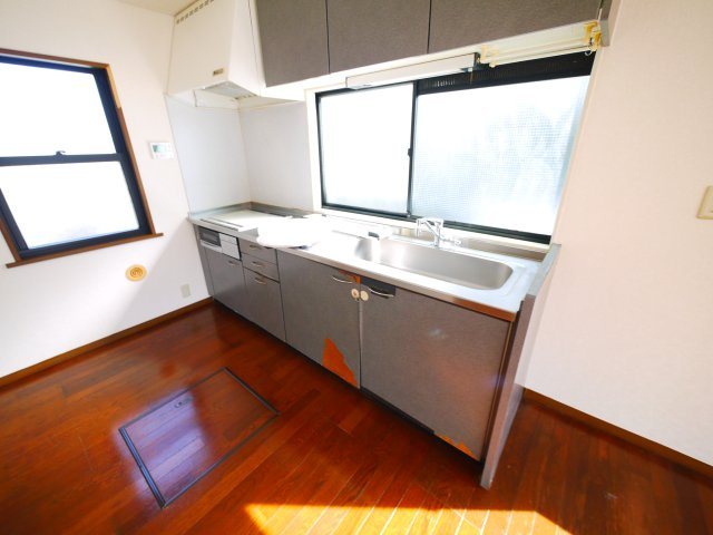 茂原市法目　中古戸建のキッチン|内装一部リフォーム済み令和8年1月 ミサワホーム施工 リビング約18帖 オール電化 カーポート2台