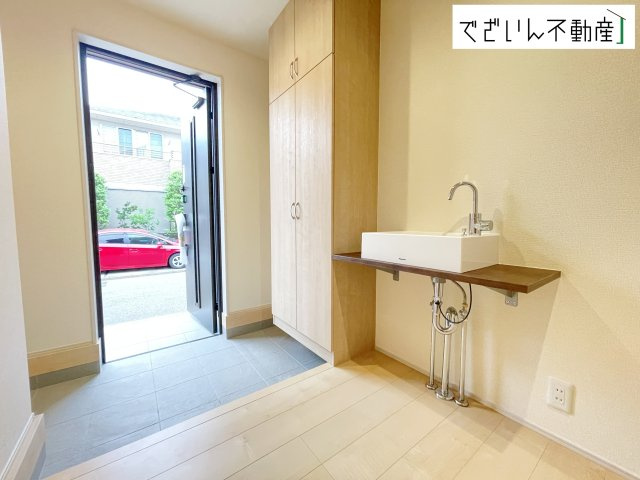 【玄関】 | Livele Garden.S深谷市岡里第3　新築住宅 | 現地(2026年6月撮影)