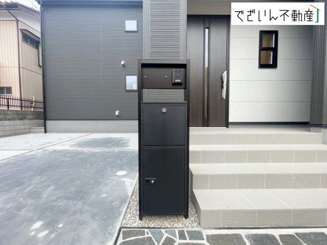 【玄関】 | Livele Garden.S深谷市岡里第3　新築住宅 | 現地(2026年6月撮影)