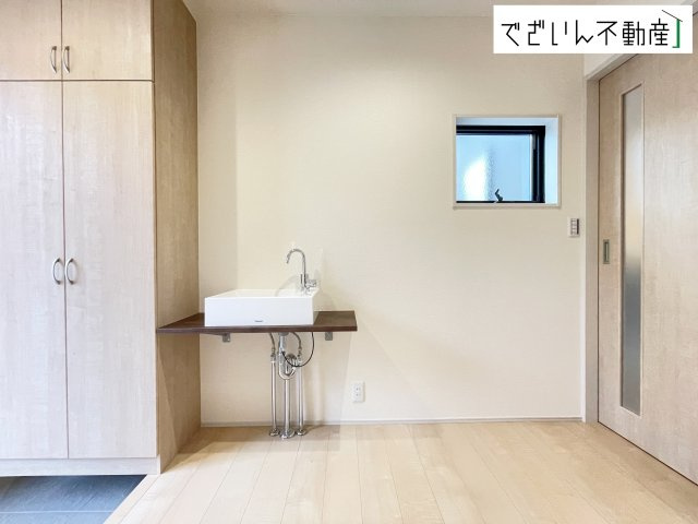 【玄関】 | Livele Garden.S深谷市岡里第3　新築住宅 | 現地(2026年6月撮影)