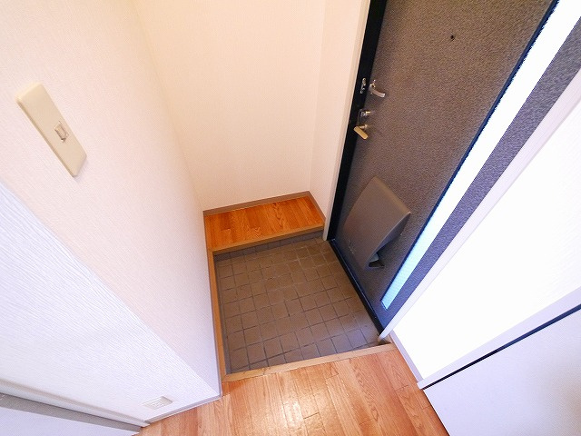 グローバルハイツ鳩之門Aの玄関|毎日通る玄関はこちらです