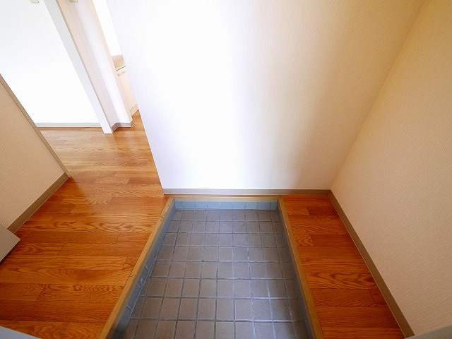 グローバルハイツ鳩之門Aの玄関|毎日通る玄関はこちらです