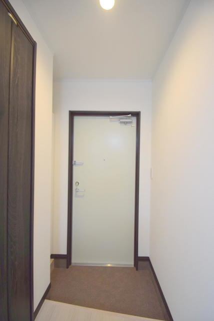 ルポゼスギモトの玄関