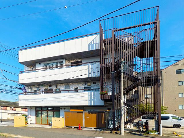 アスタック中山７５の外観