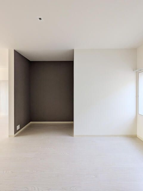 アスタック中山７５の洋室