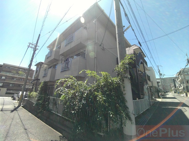 江川マンションの外観