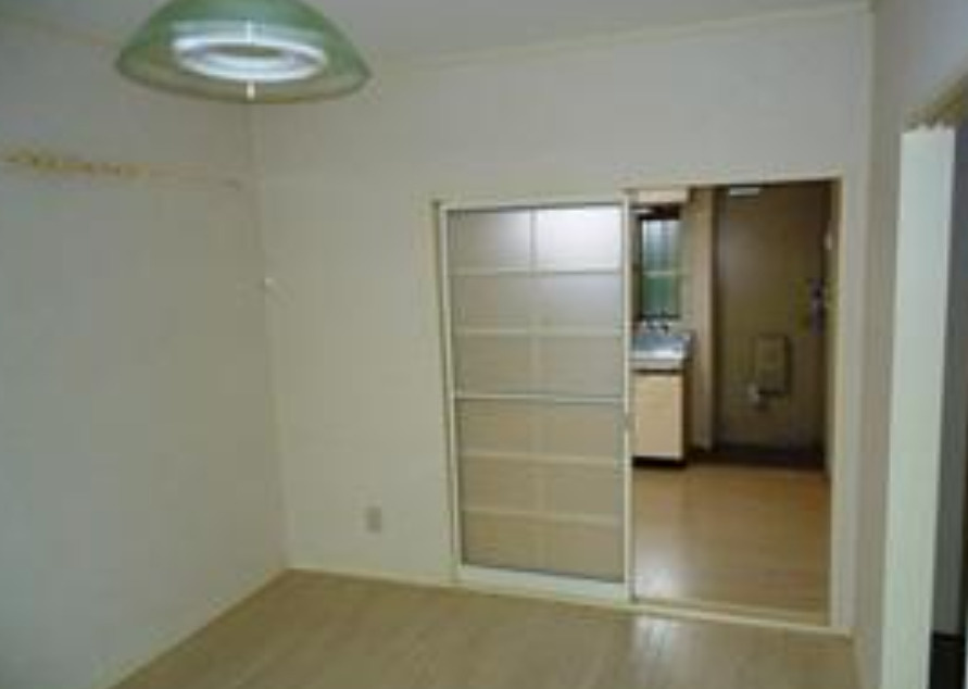 江川マンションの居間・リビング