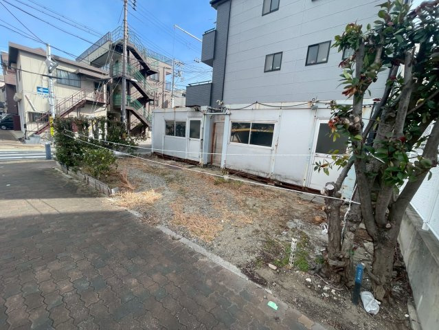 【前面道路含む現地写真】の画像