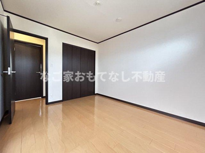 【内装】 | Placido