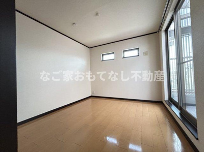 【寝室】 | Placido