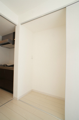 【居間・リビング】 | リブリ・旭ヶ丘 | 別のお部屋の参考写真です