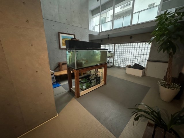 川崎市多摩区登戸の賃貸マンションのロビー