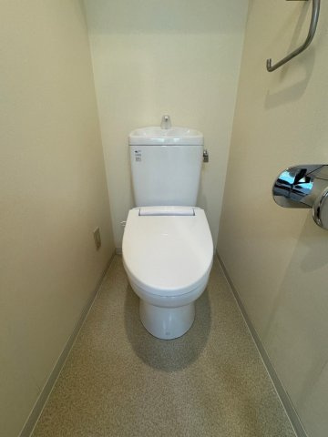 川崎市多摩区登戸の賃貸マンションのトイレ