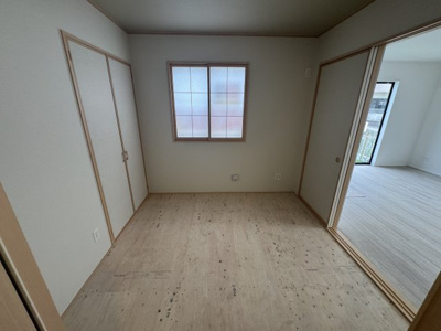 【居間・リビング】 | 沖縄市東（全3棟）B号棟 | ※同仕様写真です