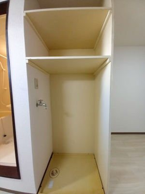 【その他】 | レジデンス光和111 | 洗濯機置き場