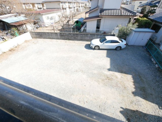 【展望】 | 笛吹市石和町広瀬　平成7年築中古戸建 敷地101坪 | バルコニーよりお庭を望む