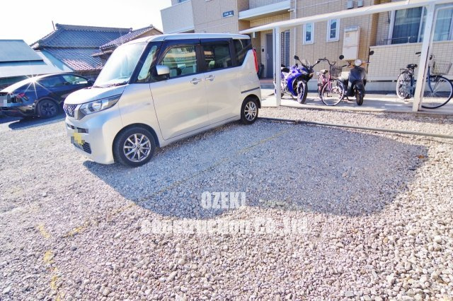 ドエルMの駐車場