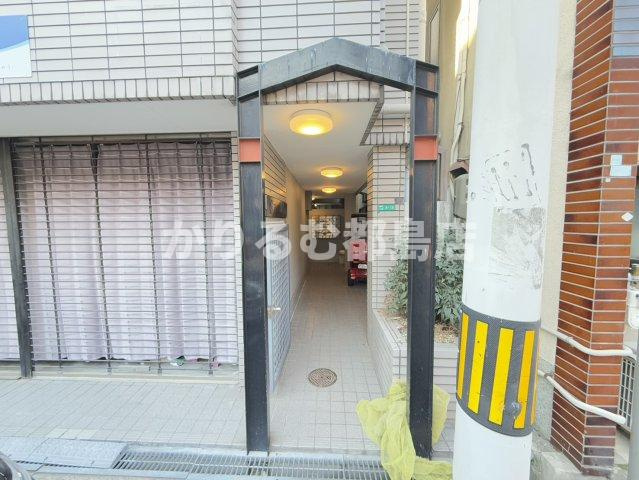 プレアール都島高倉のエントランス