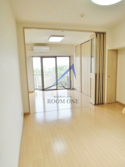 日神パレステージ西池袋公園の居間・リビング|洋室のお部屋です。