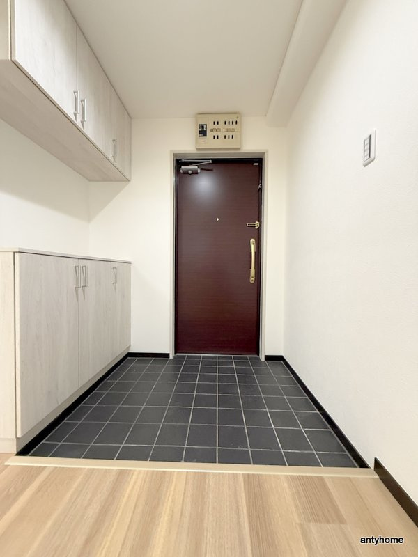 幸田マンション新深江　仲介手数料無料の玄関