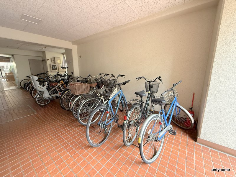幸田マンション新深江　仲介手数料無料の駐車場
