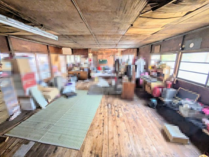 熊谷市妻沼　【土地広々124坪】の居間・リビング