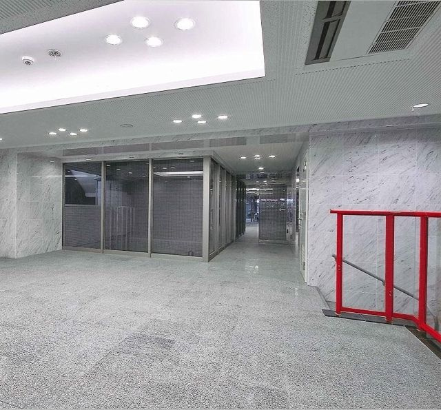 レジディア神田岩本町Ⅱのエントランス