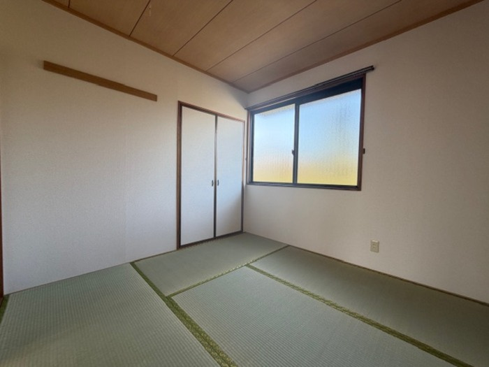 セジュール床波 B棟の和室