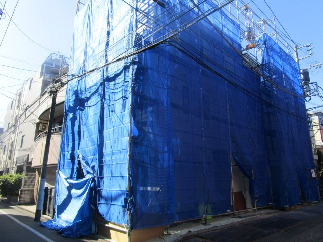 豊島区池袋４丁目の旅館の外観|建築中