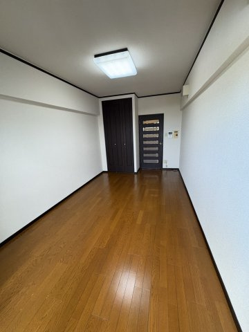 ライオンズマンション皇后崎公園の洋室|使い勝手のいい洋室です