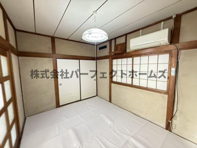 清水町戸建　賃貸の和室|畳の上でゆっくりとくつろげる和室です