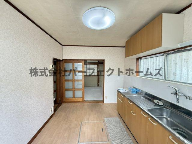 清水町戸建　賃貸のキッチン|ダイニングスペースです