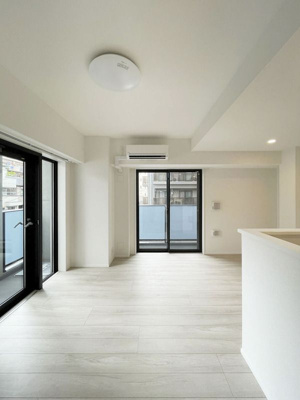 【居間・リビング】 | S-RESIDENCE高島平asolea | おしゃれなリビングです