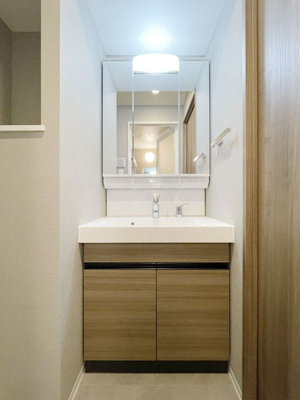 【独立洗面台】 | S-RESIDENCE高島平asolea | 独立洗面台で身支度をすべて済ませてしまいましょう