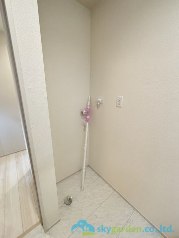 平塚市虹ケ浜　新築戸建　全2棟1期2号棟のランドリースペース