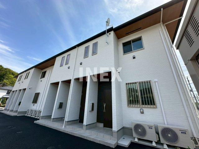 横浜市戸塚区俣野町のアパートの外観
