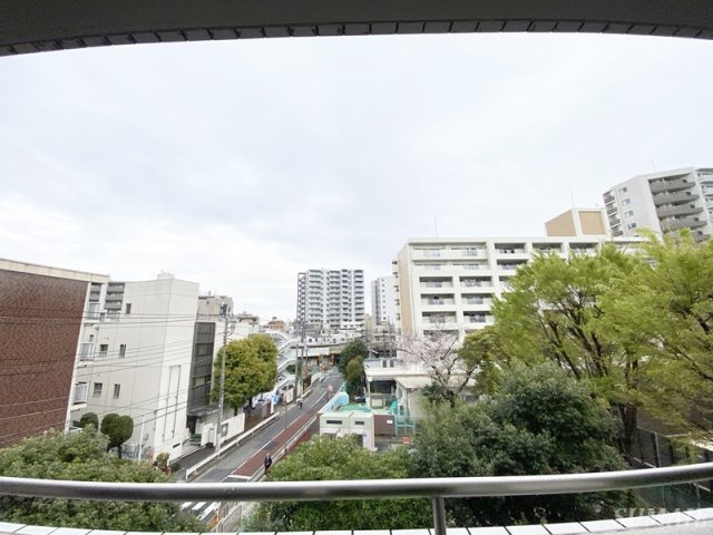 ザ　タバタ　ハウスのその他|ローソン田端六丁目店