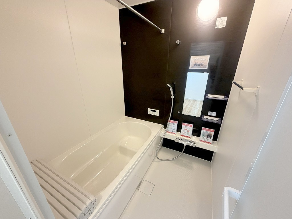 三郷市戸ケ崎1丁目　新築戸建　全4棟　2号棟の浴室|追焚・浴室乾燥機付きの快適な一坪バス