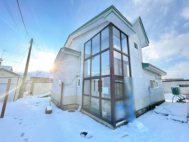 【外観】 | 北見市中ノ島町３丁目１３番７号　中古売家 | 価格には消費税を含みます。