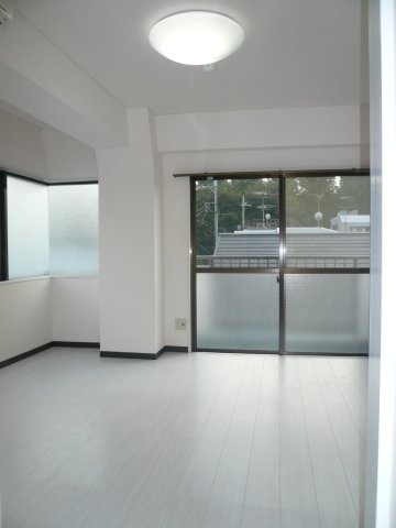 フラッツ学芸大学の居間・リビング