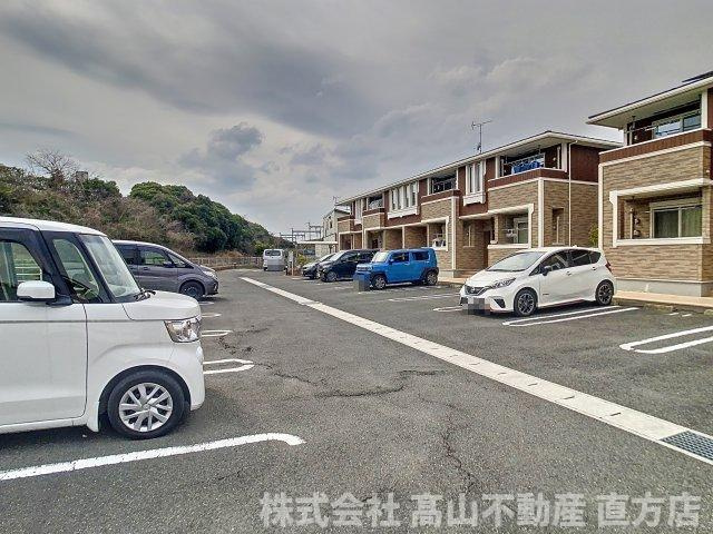 ロワンテール　Ⅰの駐車場